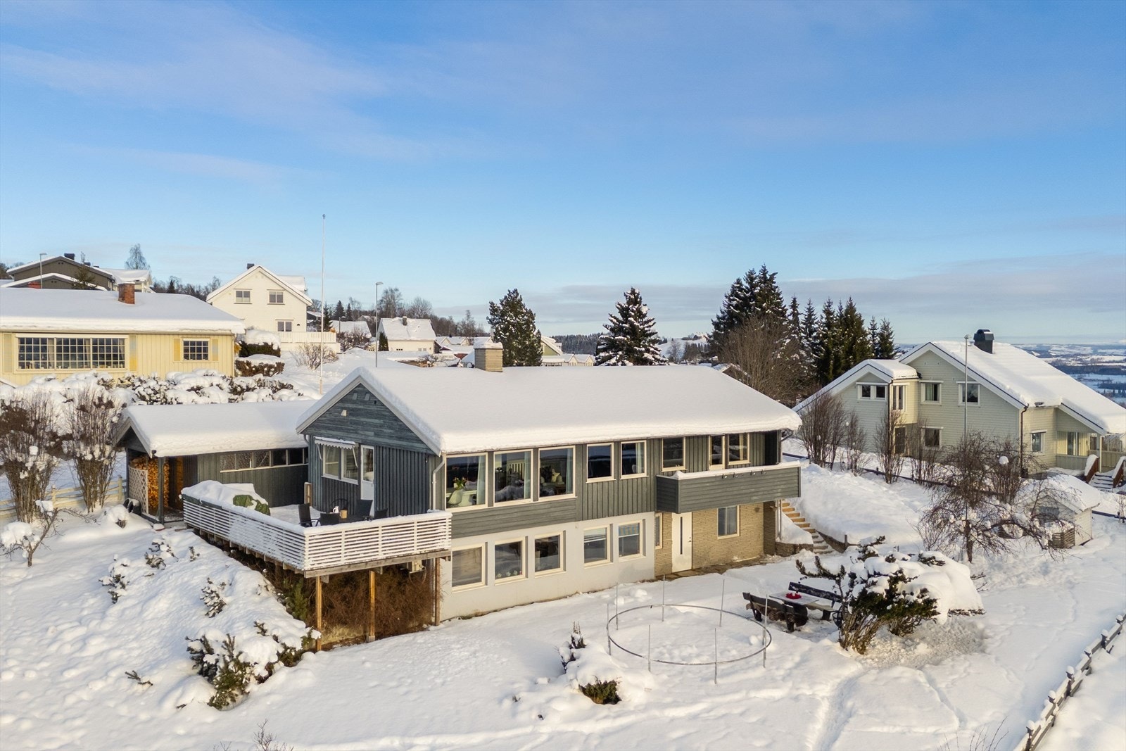 Nordvik Eiendomsmegling v/ Marthine Hagen presenterer Plassvingen 8! Foto: Torben Olav Wirkestad Galleribilde