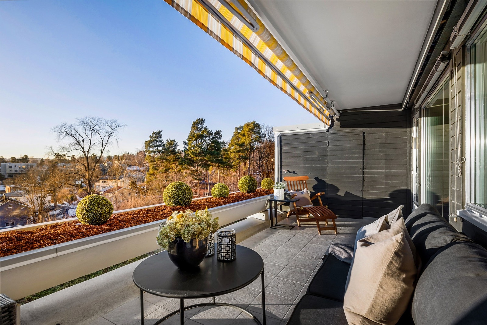 Her kan sen kveldssol nytes Galleribilde