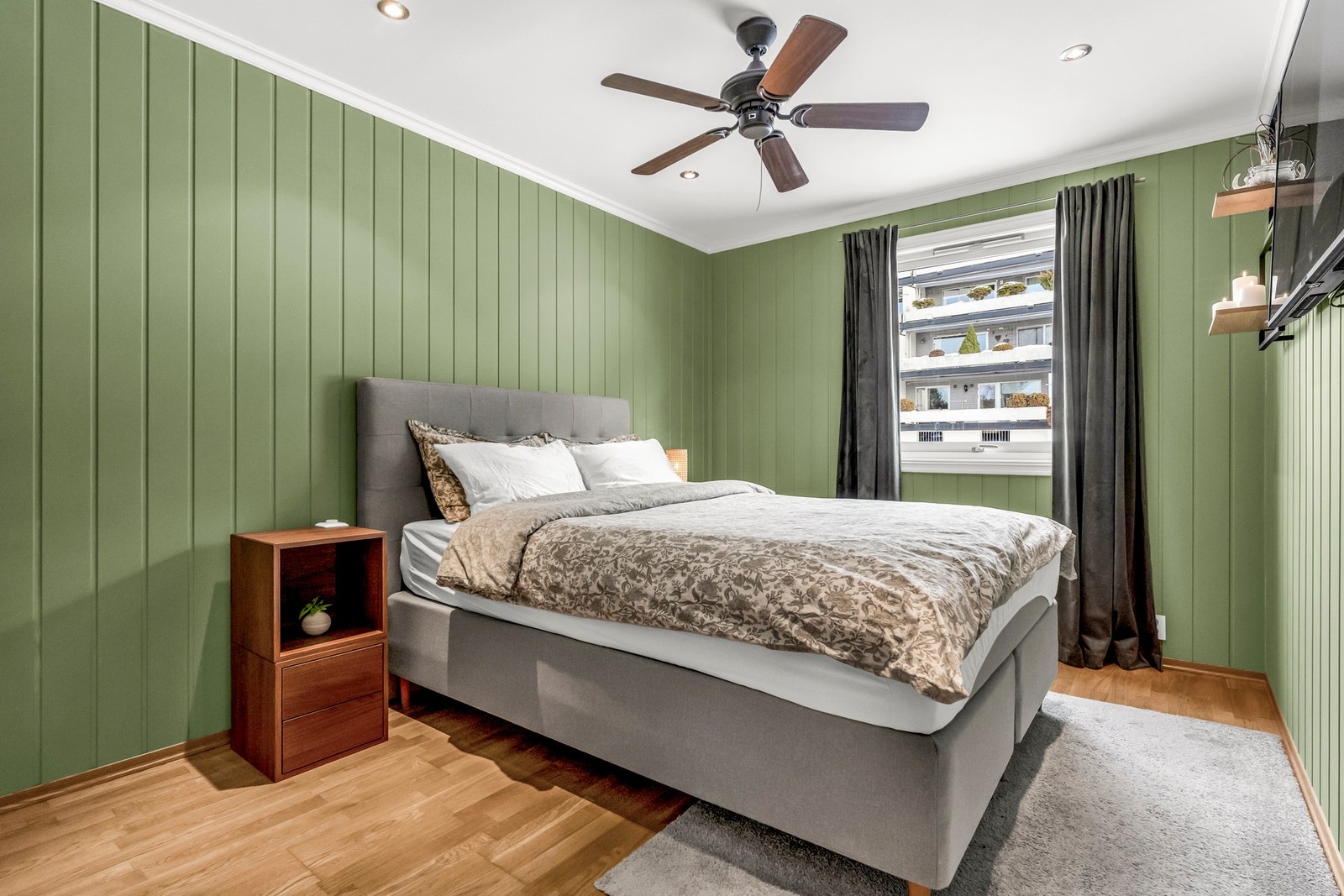 Romslig hovedsoverom. Galleribilde