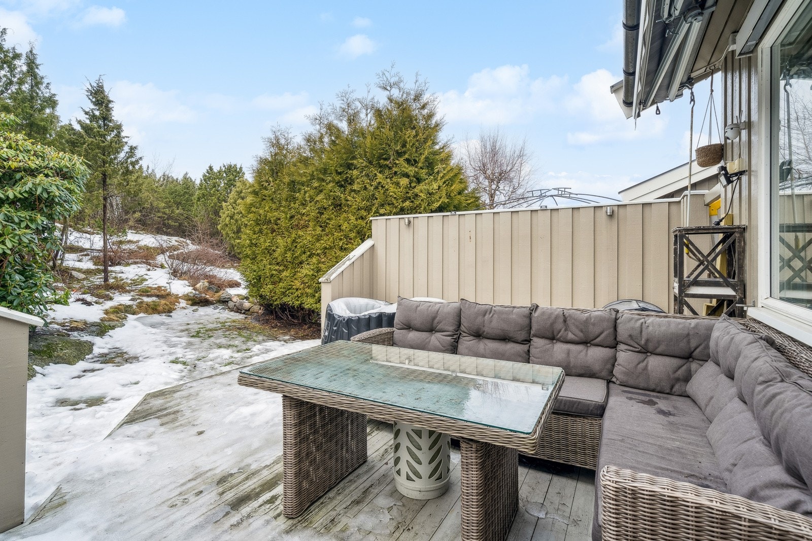 Terrasse på 21m2 med ettermiddag/ kveldssol Galleribilde