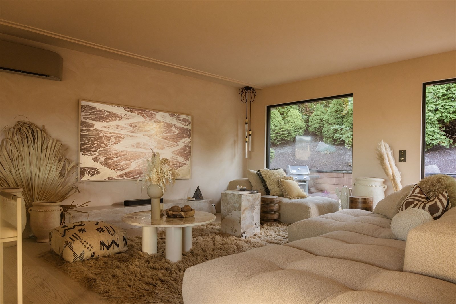 Velkommen til Linjeveien 19B presentert av Marius Stormfelt!
Fotograf: Bjørnar Solberg Galleribilde