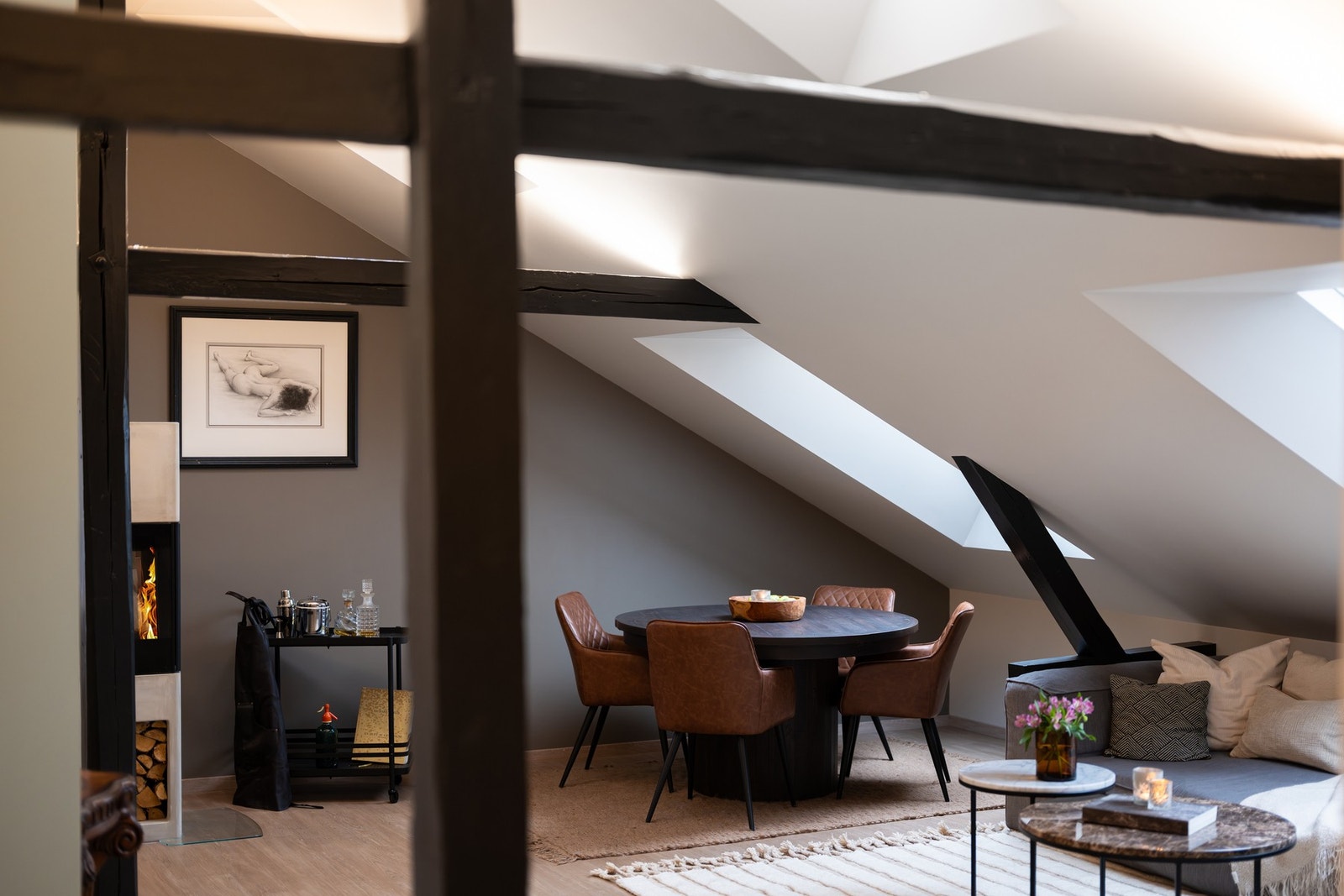 Naturlig sone for plassering av spisebord. Galleribilde