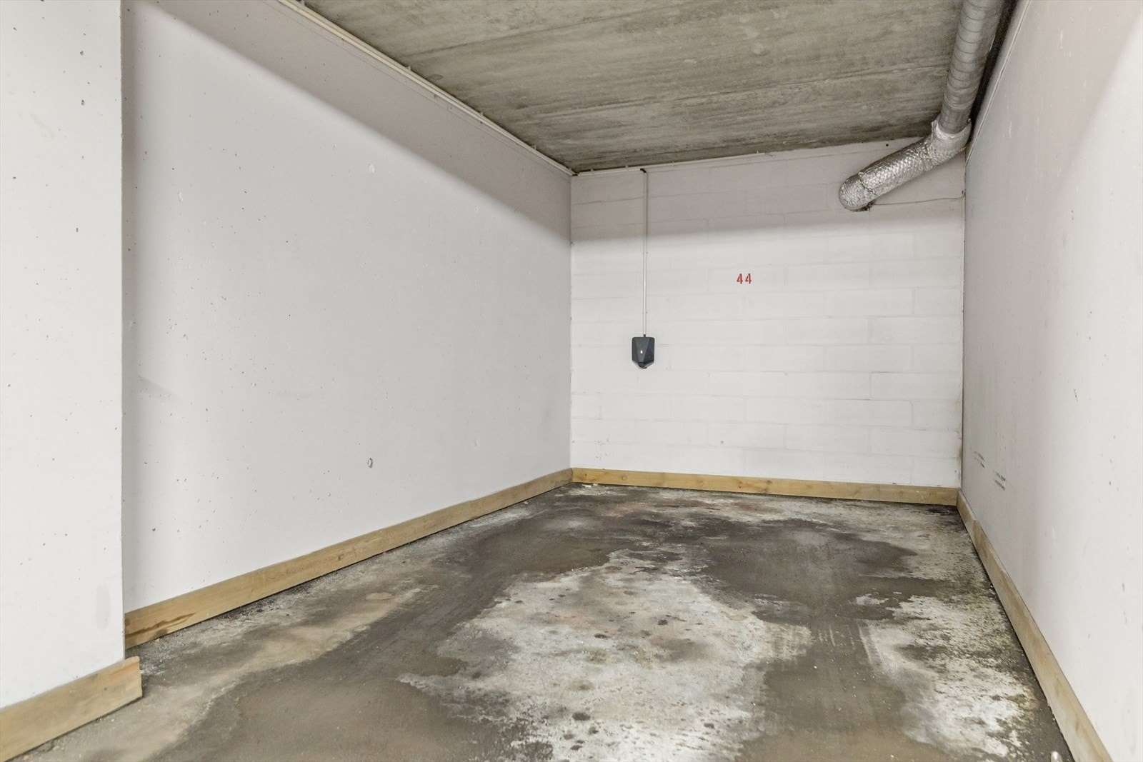 Det er mulig å kjøpe med egen parkeringsplass i sameiets felles parkeringsgarasje. Galleribilde