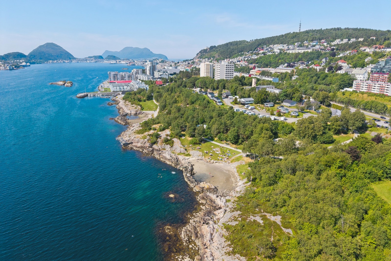 Nydelig friområde på Volsdalsberga som ligger i kort gangavstand fra leiligheten. Galleribilde