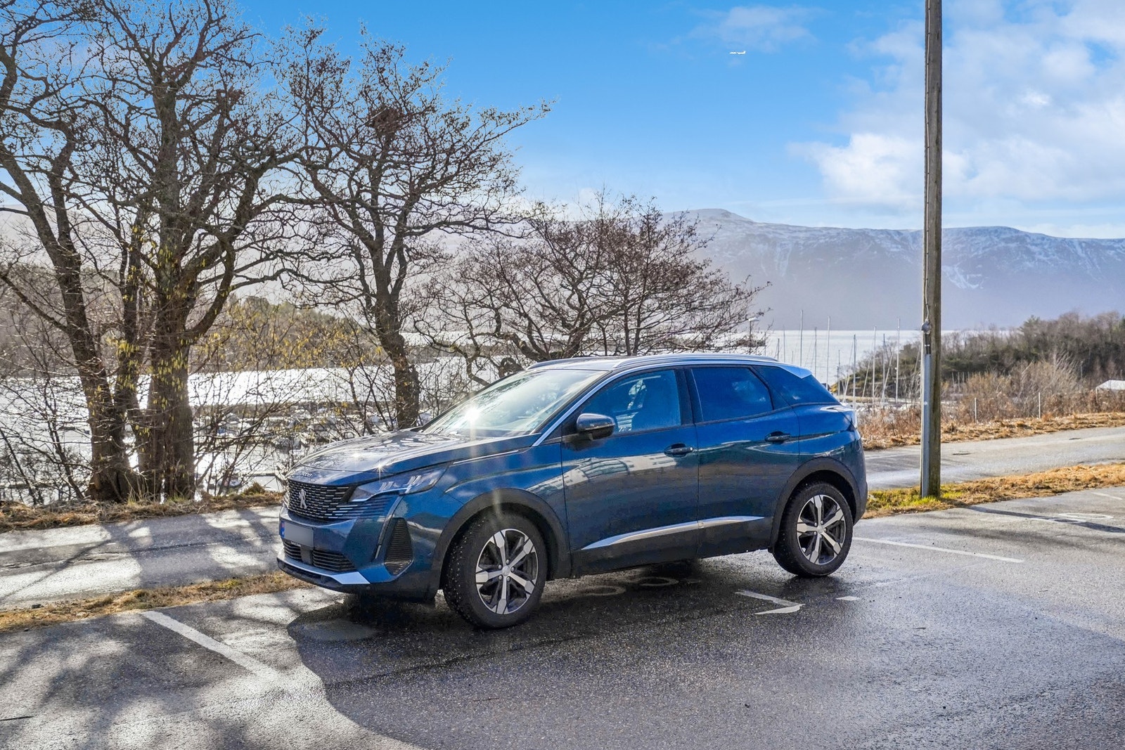 Det medfølger fast parkeringsplass til leiligheten. Galleribilde