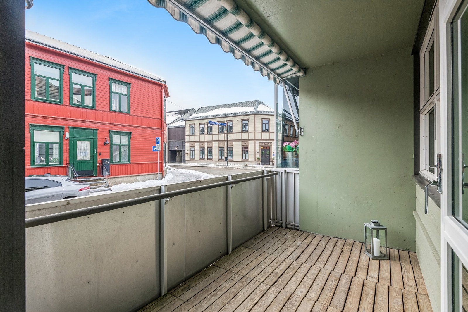 Fra stuen har man utgang til en privat terrasse. Galleribilde