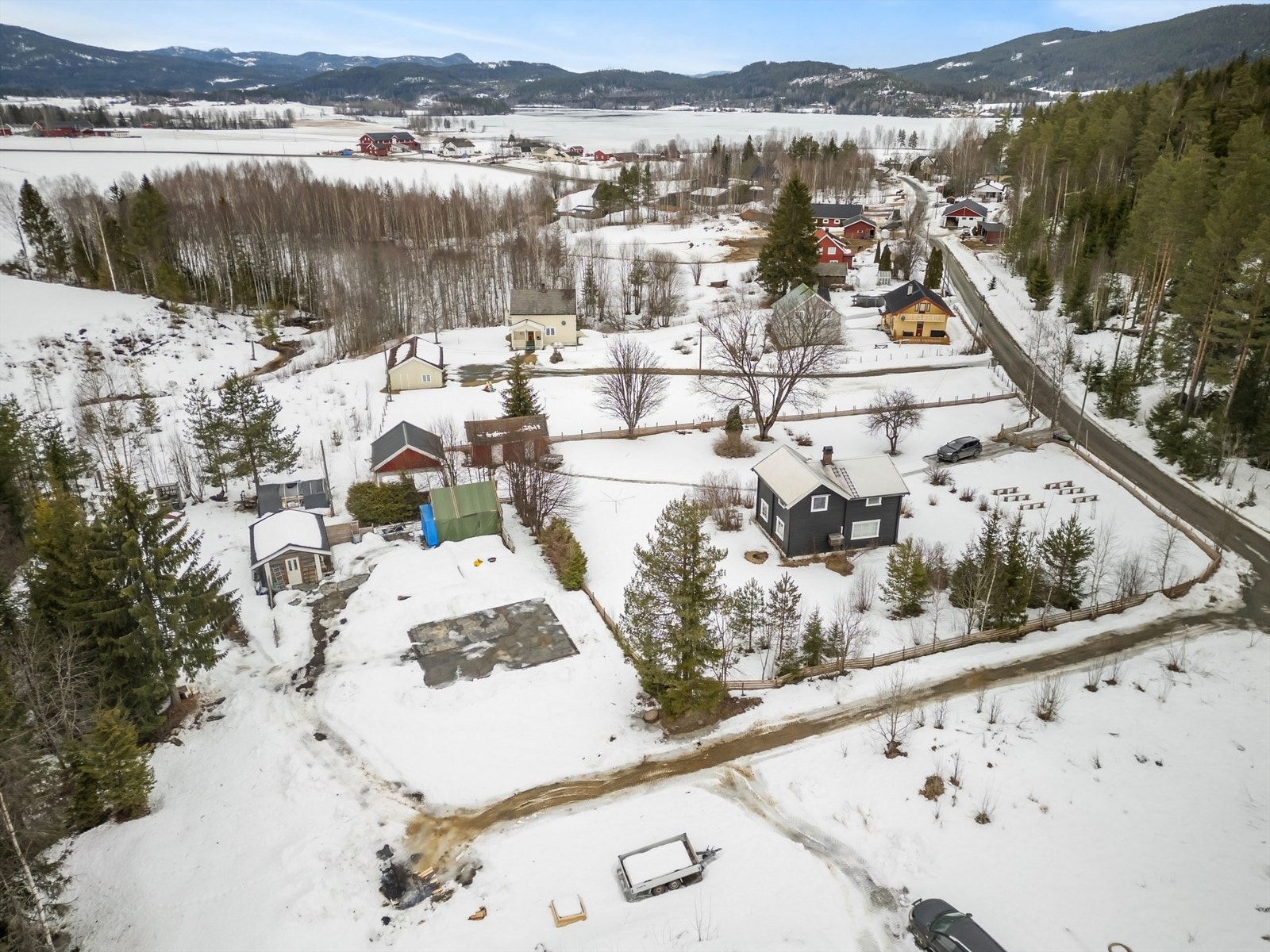 Tomten kan bebygges med en utnyttelsesgrad på 25 % BYA.
Foto: Ole Thorgeir Solheim Thoresen Galleribilde