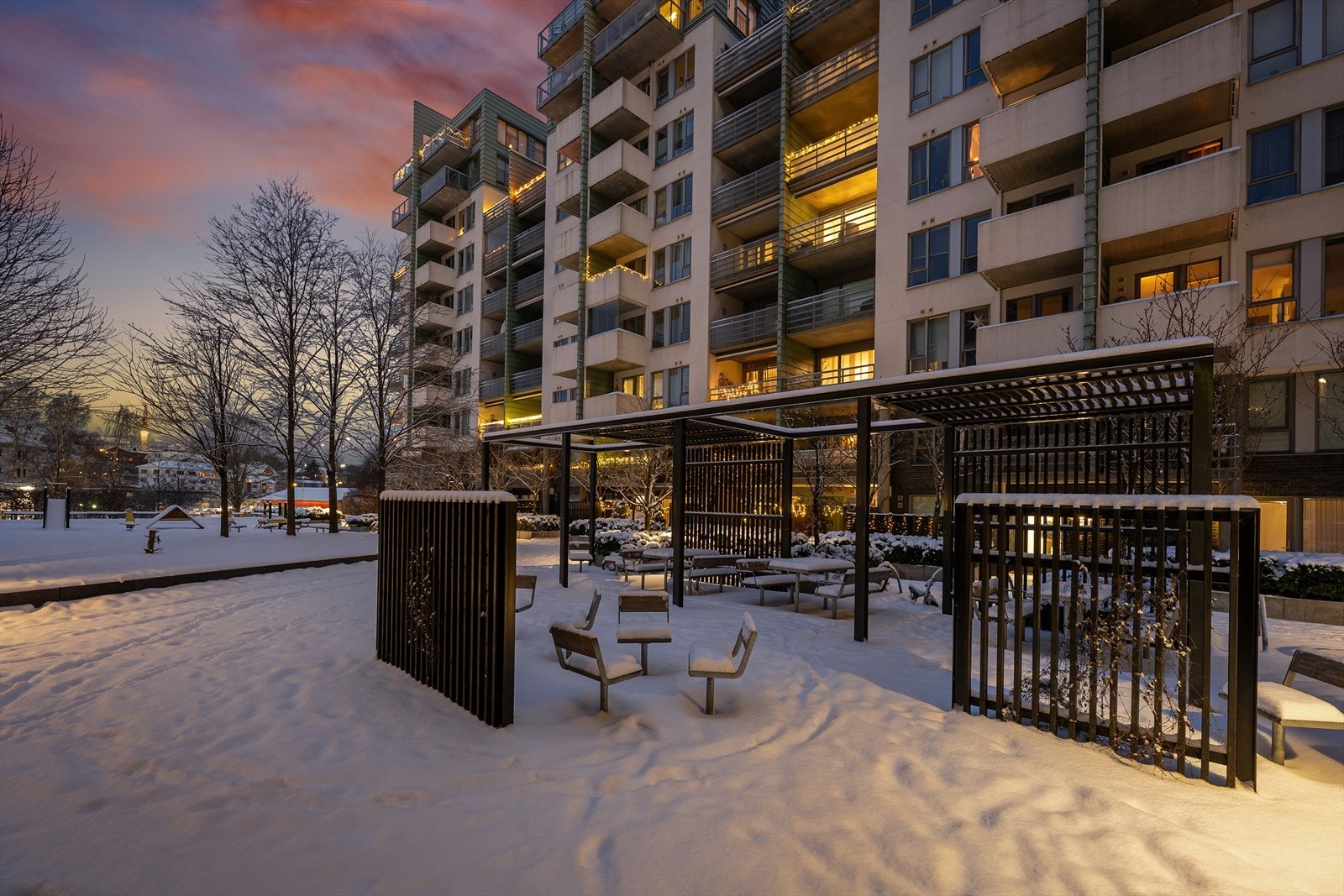 Lekeplass for barna. Galleribilde