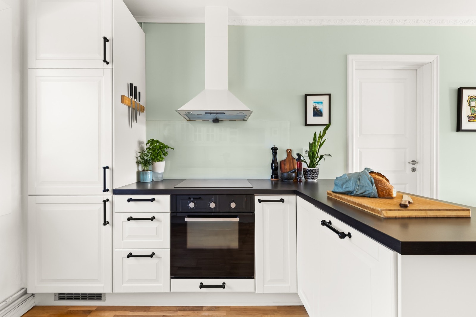 Integrerte hvitevarer som medfølger boligen Galleribilde