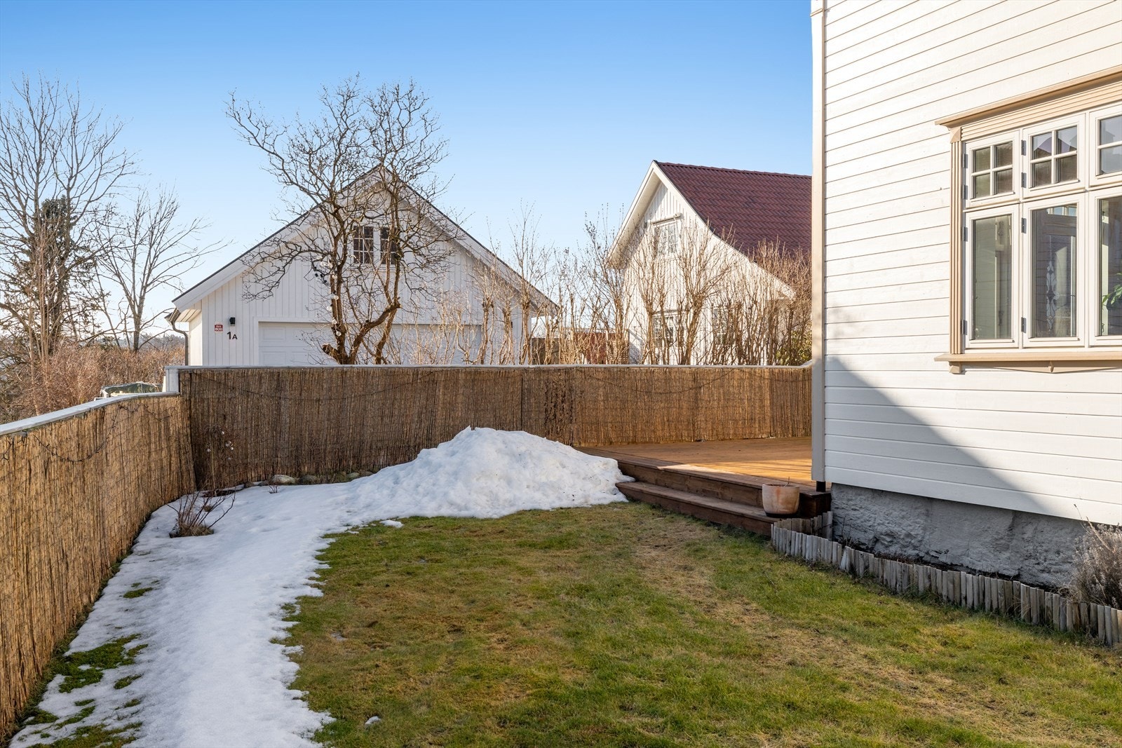 Hagen gir rom for lek og utendørsaktiviteter for hele familien. Galleribilde