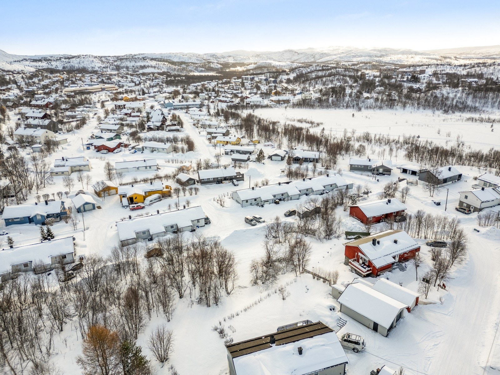 Endeleiligheten ligger i et rolig og barnevennlig område uten gjennomgangstrafikk Galleribilde