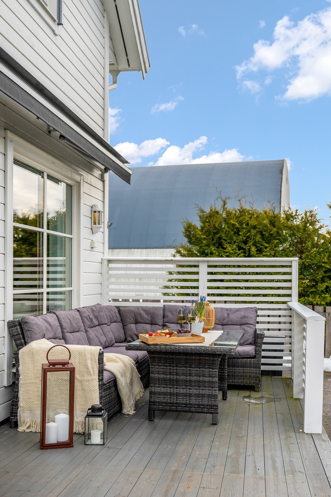 Hyggelig uteområde. Galleribilde