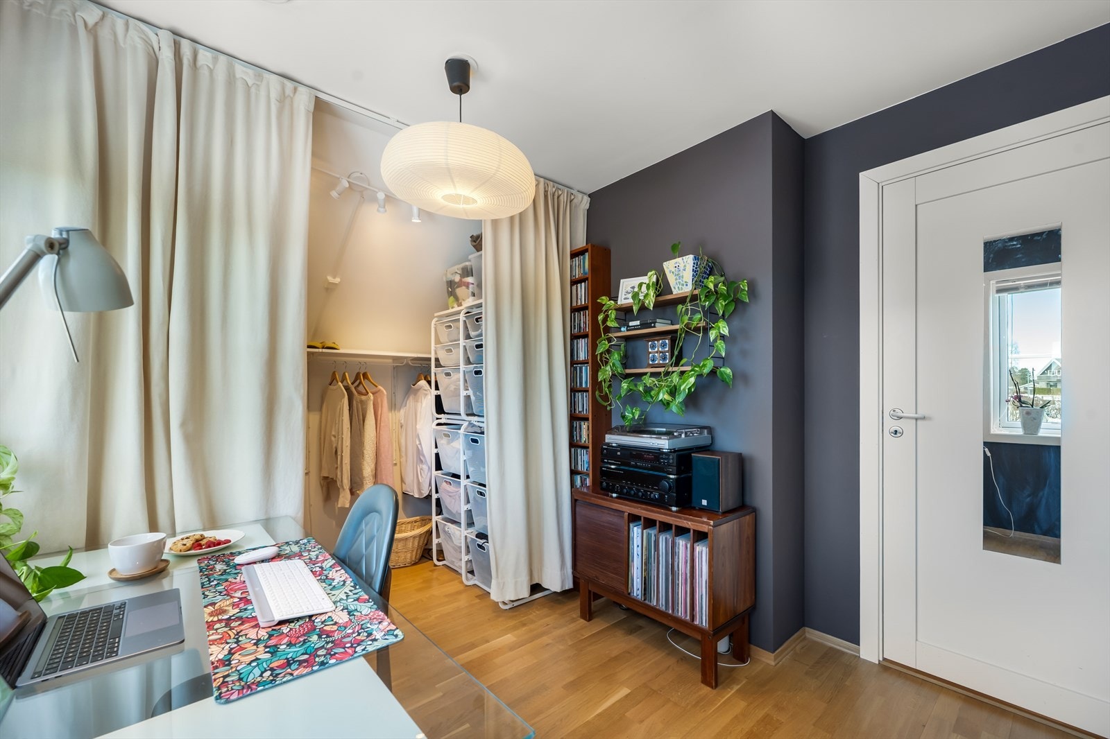 I dag innredet som kontor/ walk-in. Galleribilde