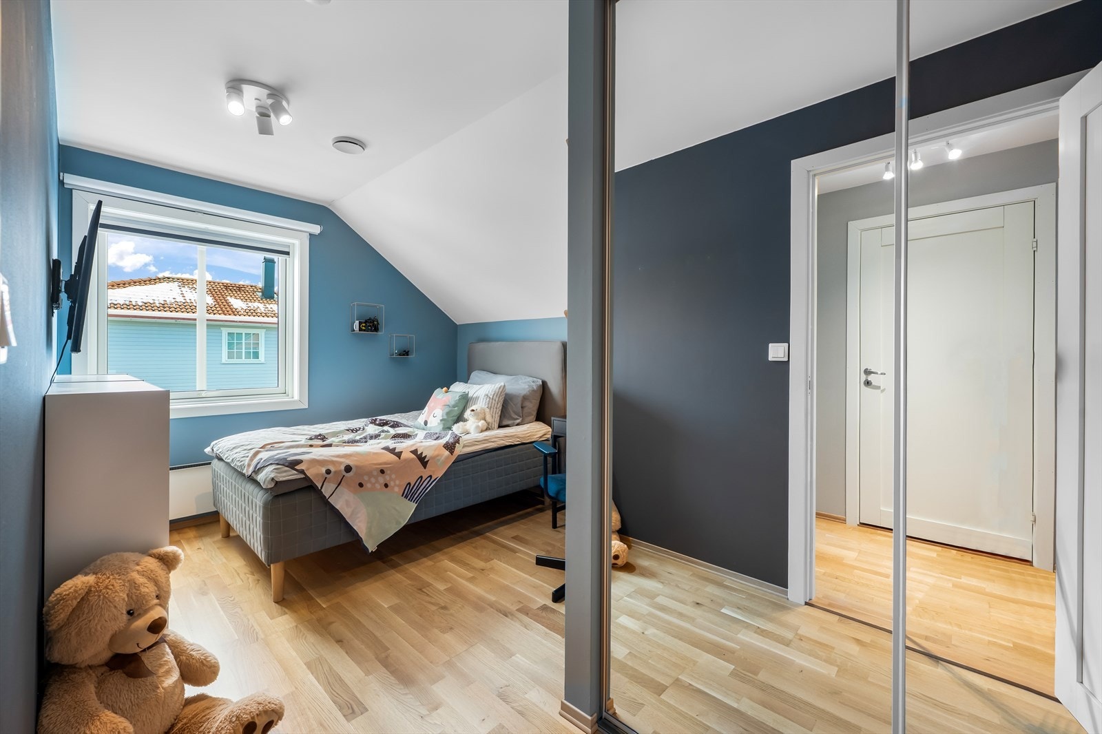 Boligens tredje soverom er på ca. 11 m². Galleribilde