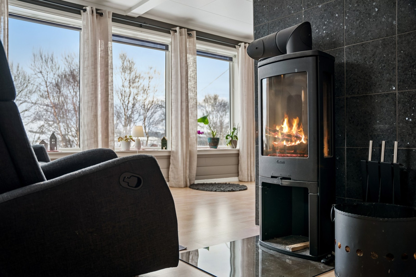 Boligen er opprinnelig fra 1940 med et senere påbygg fra 1992. Galleribilde