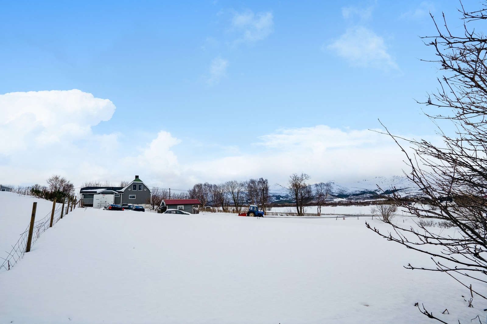 Last ned salgsoppgaven for utfyllende informasjon om eiendommen. Velkommen på en hyggelig visning! Galleribilde