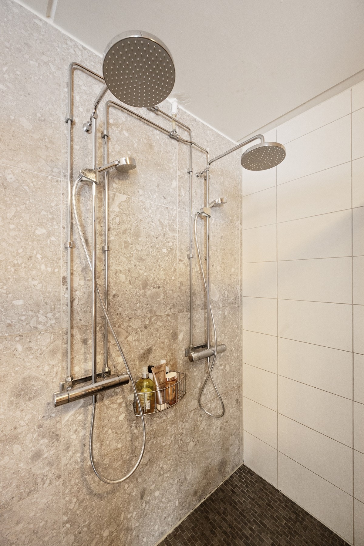 Dobbel dusj Galleribilde