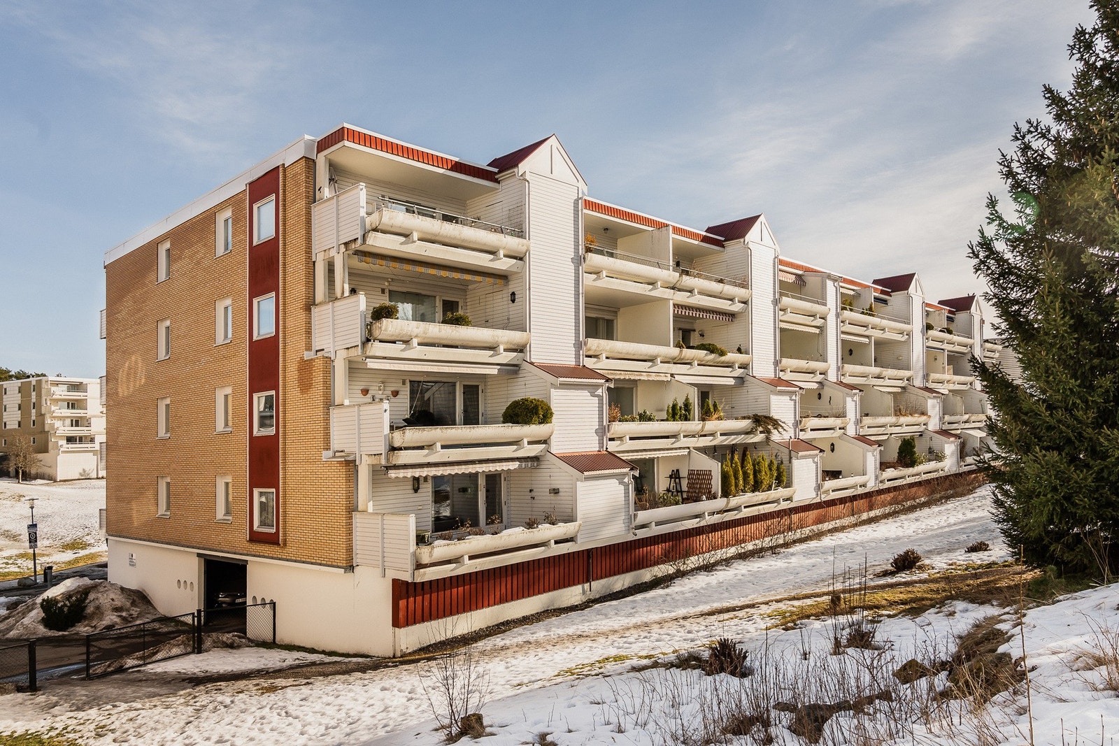 Med umiddelbar nærhet til Østmarka ligger alt til rette for en aktiv livsstil med turstier og skiløyper. Galleribilde