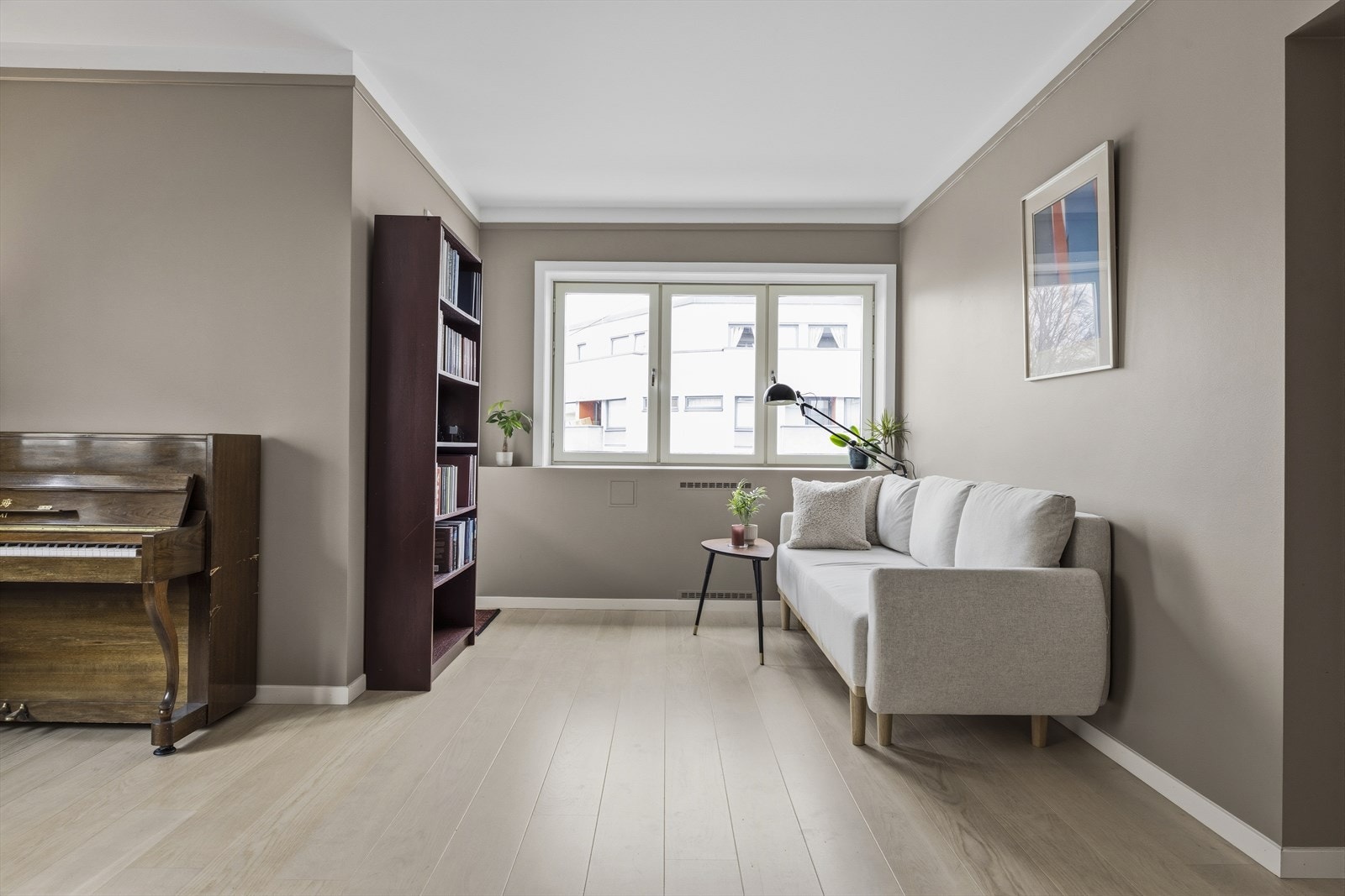 Enstavsparkett er gjennomgående i hele leiligheten. Galleribilde