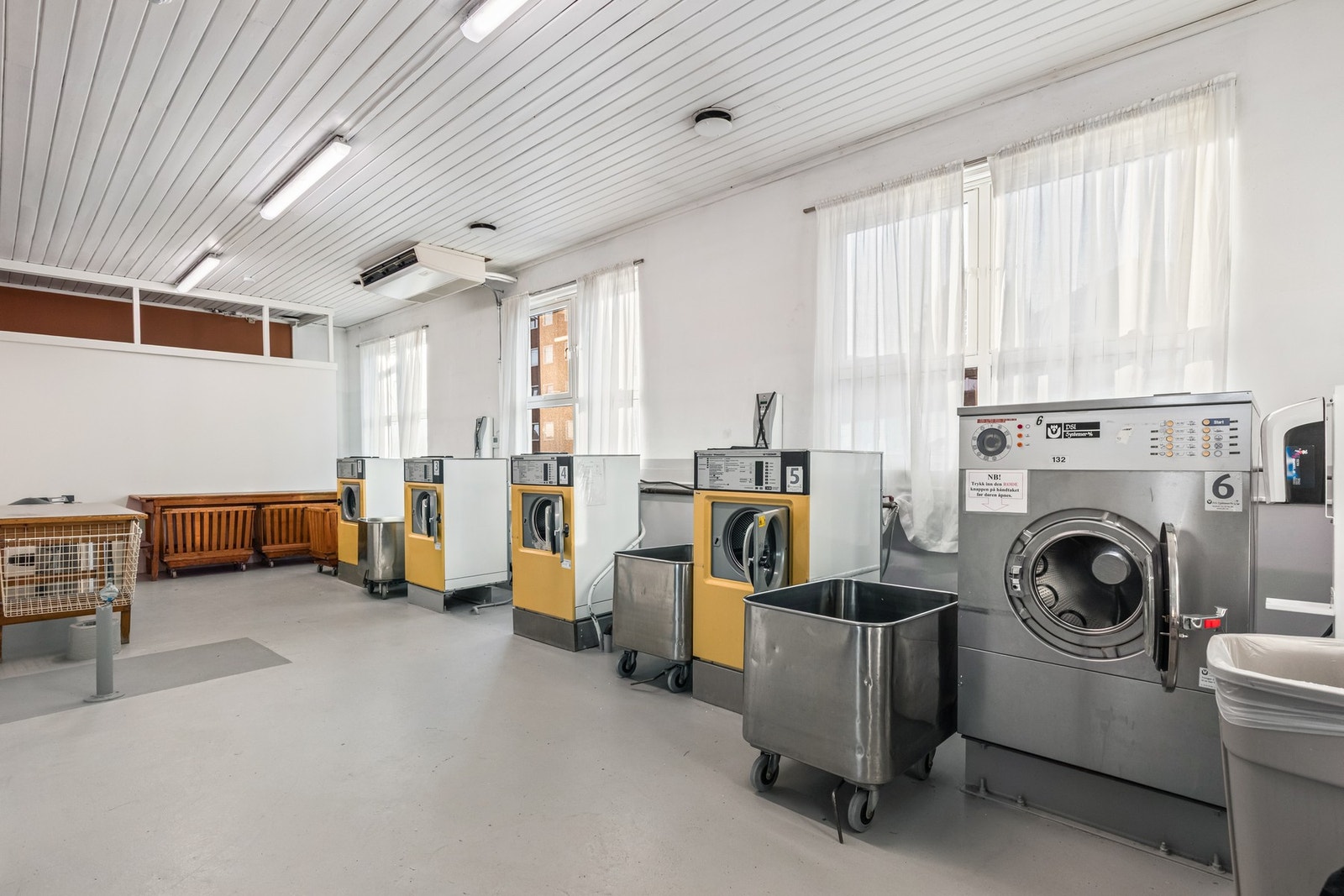 Stort og fint vaskeri i Krokliveien 51 Galleribilde