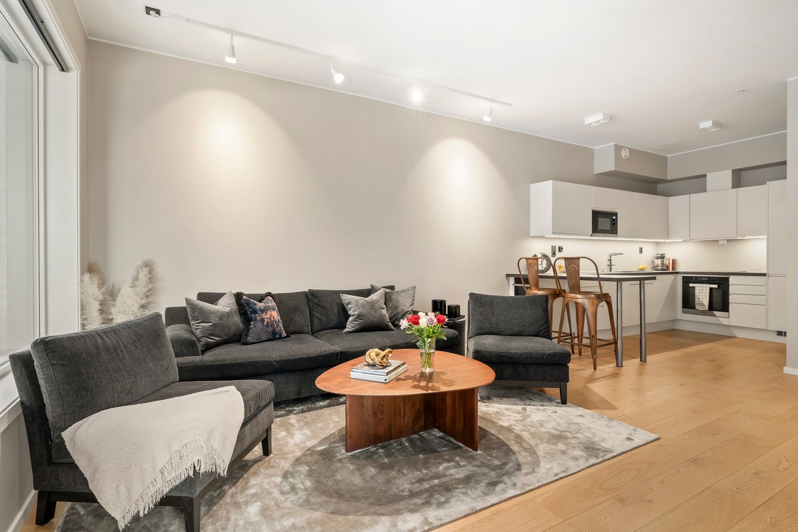 Moderne 2-roms selveier fra 2019. Galleribilde