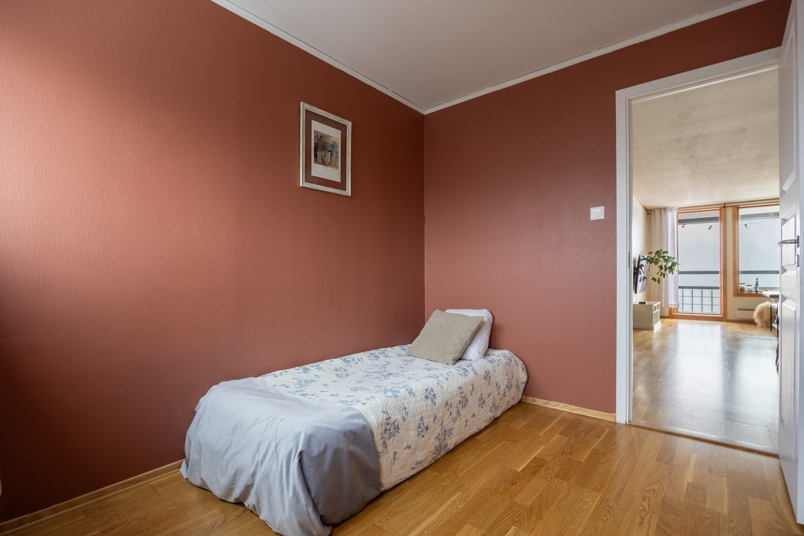 Soverom 2 er også av fin størrelse. Galleribilde