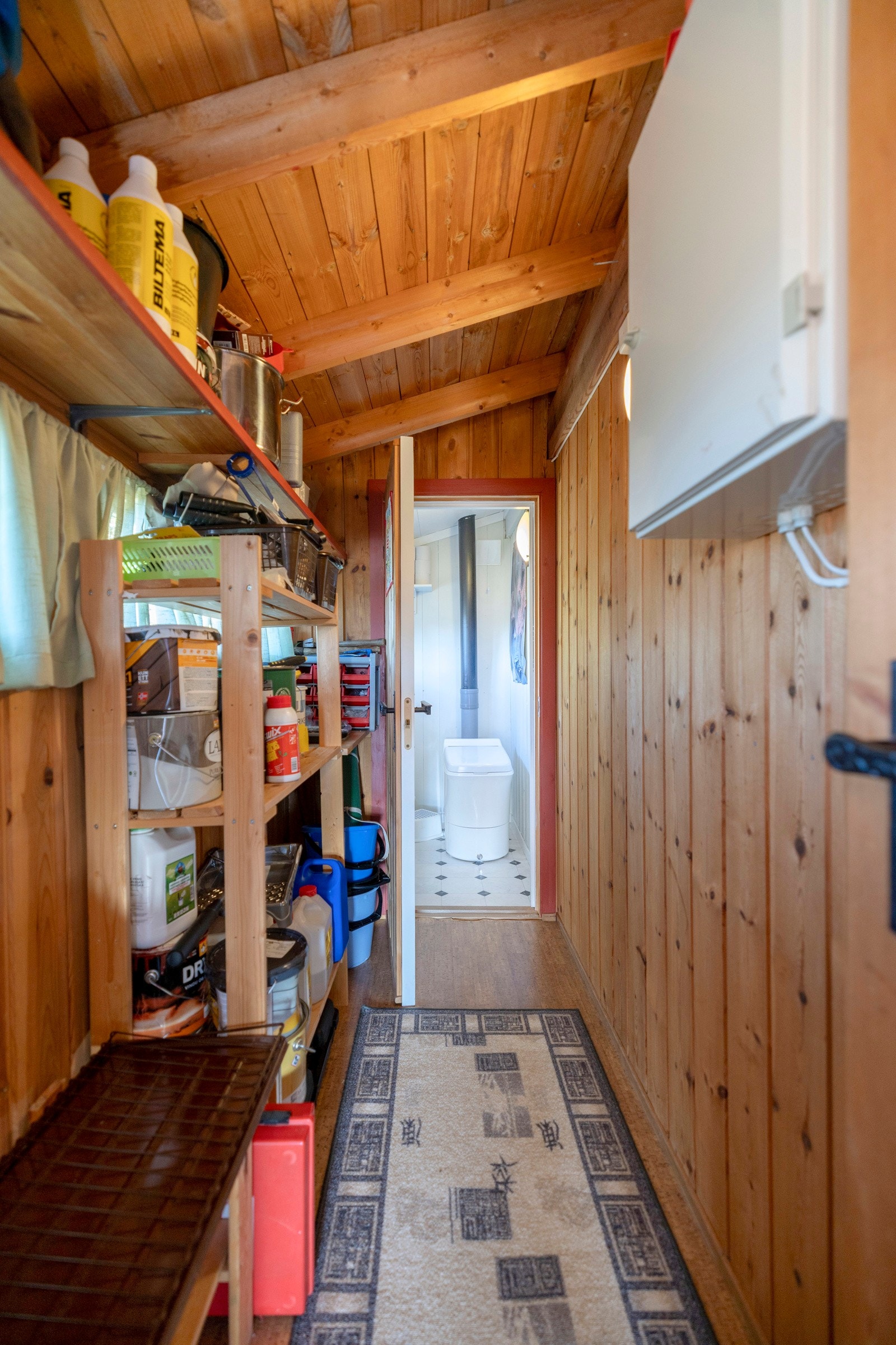 Innvendig bod. Galleribilde