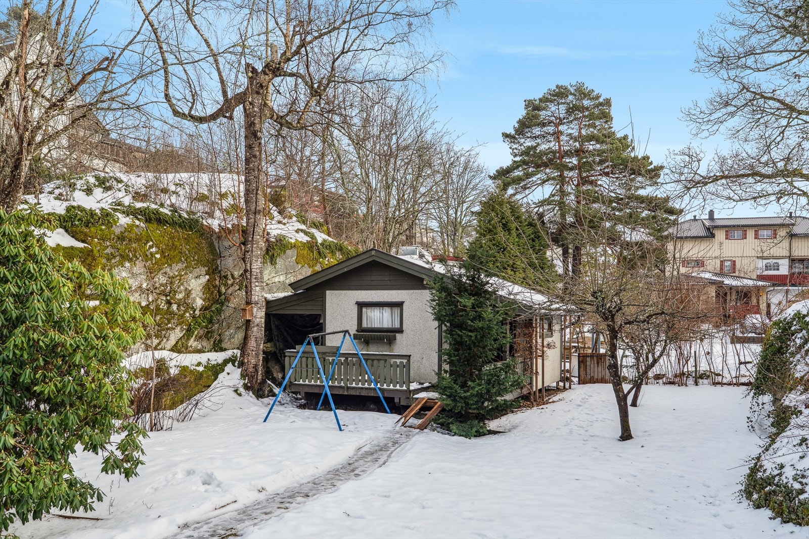 Redskapsbod med gode lagringsmuligheter. Galleribilde