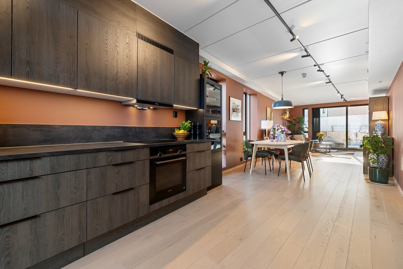 Stekeovn og koketopp er fra Siemens. Galleribilde