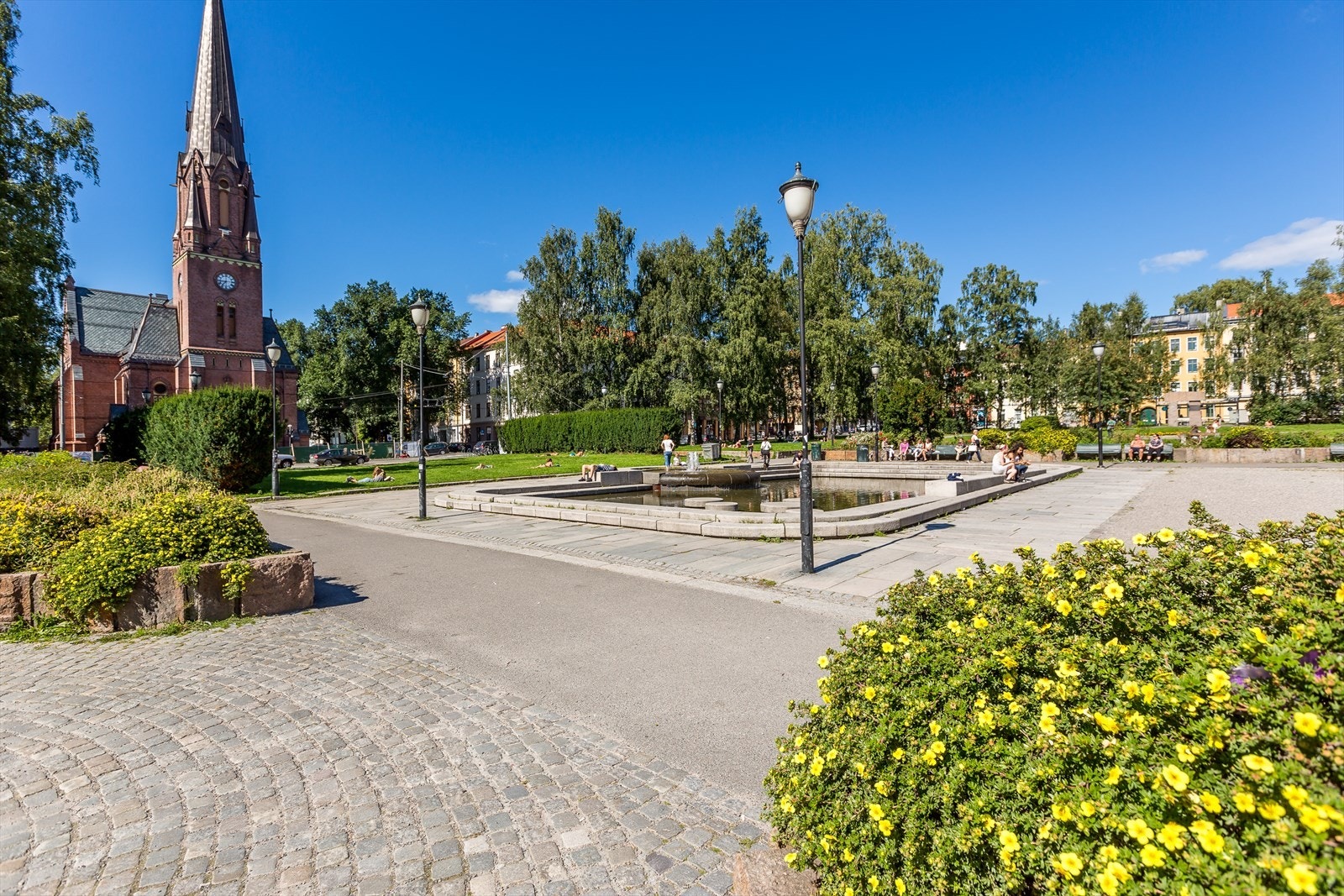 Vakre Birkelunden på Grünerløkka er kun en liten spasertur unna. Galleribilde