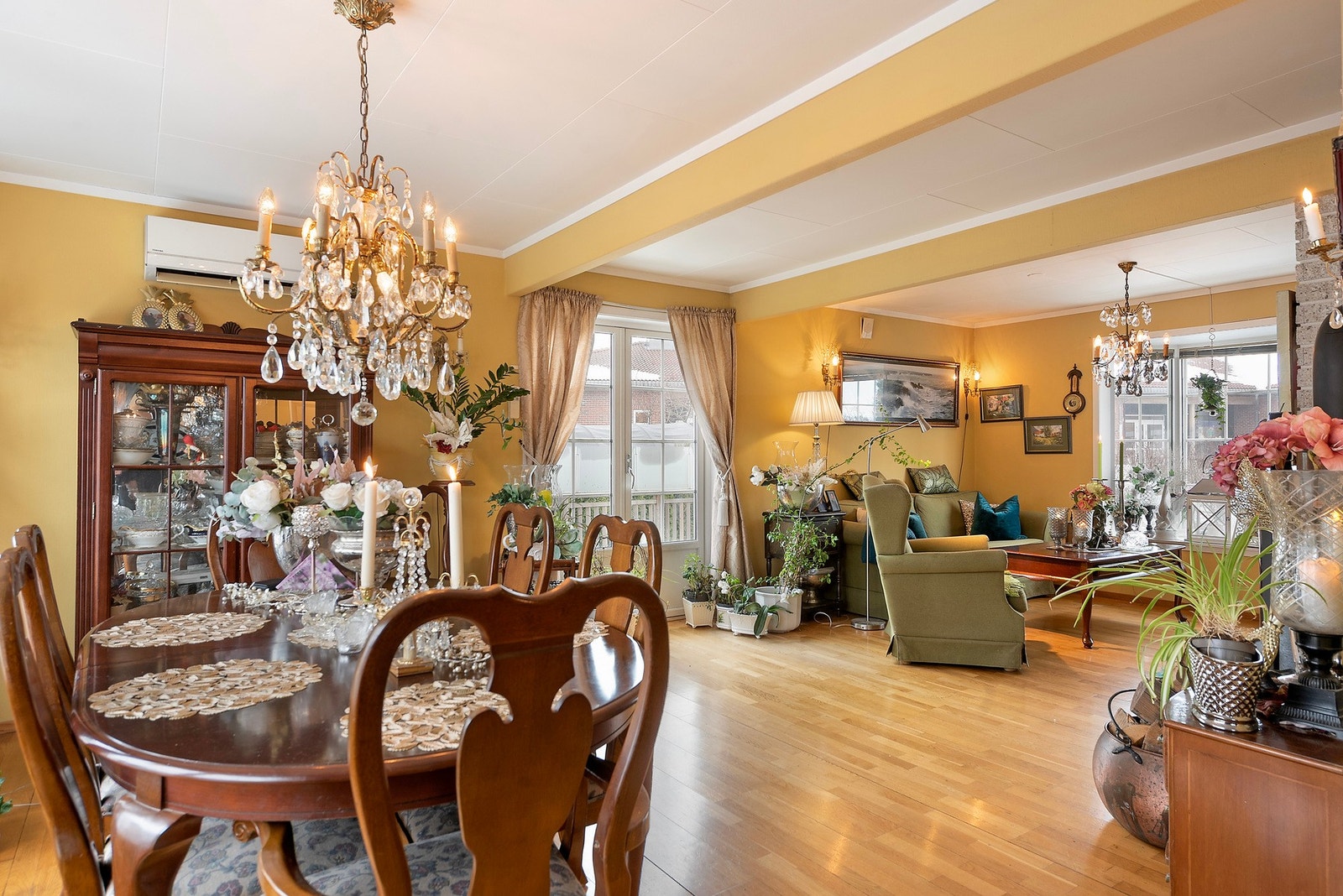 God stueplass til å samle familie og venner Galleribilde