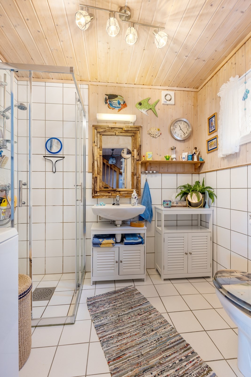 Badet er i 1- etasje. Opplegg til vaskemaskin Galleribilde