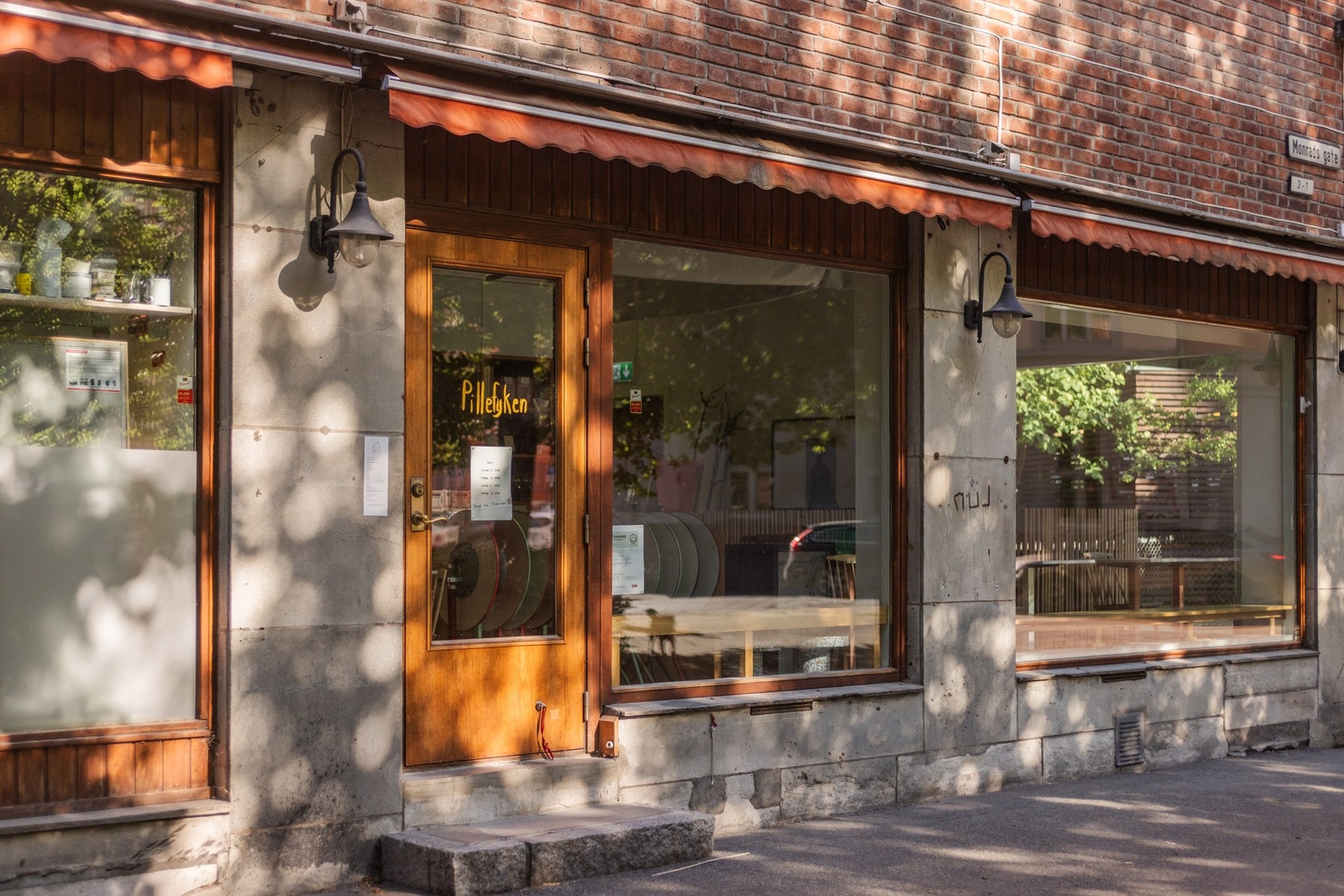 Pillefyken er et populært lunsjsted som serverer både lunsj, kaffe og vin. Galleribilde