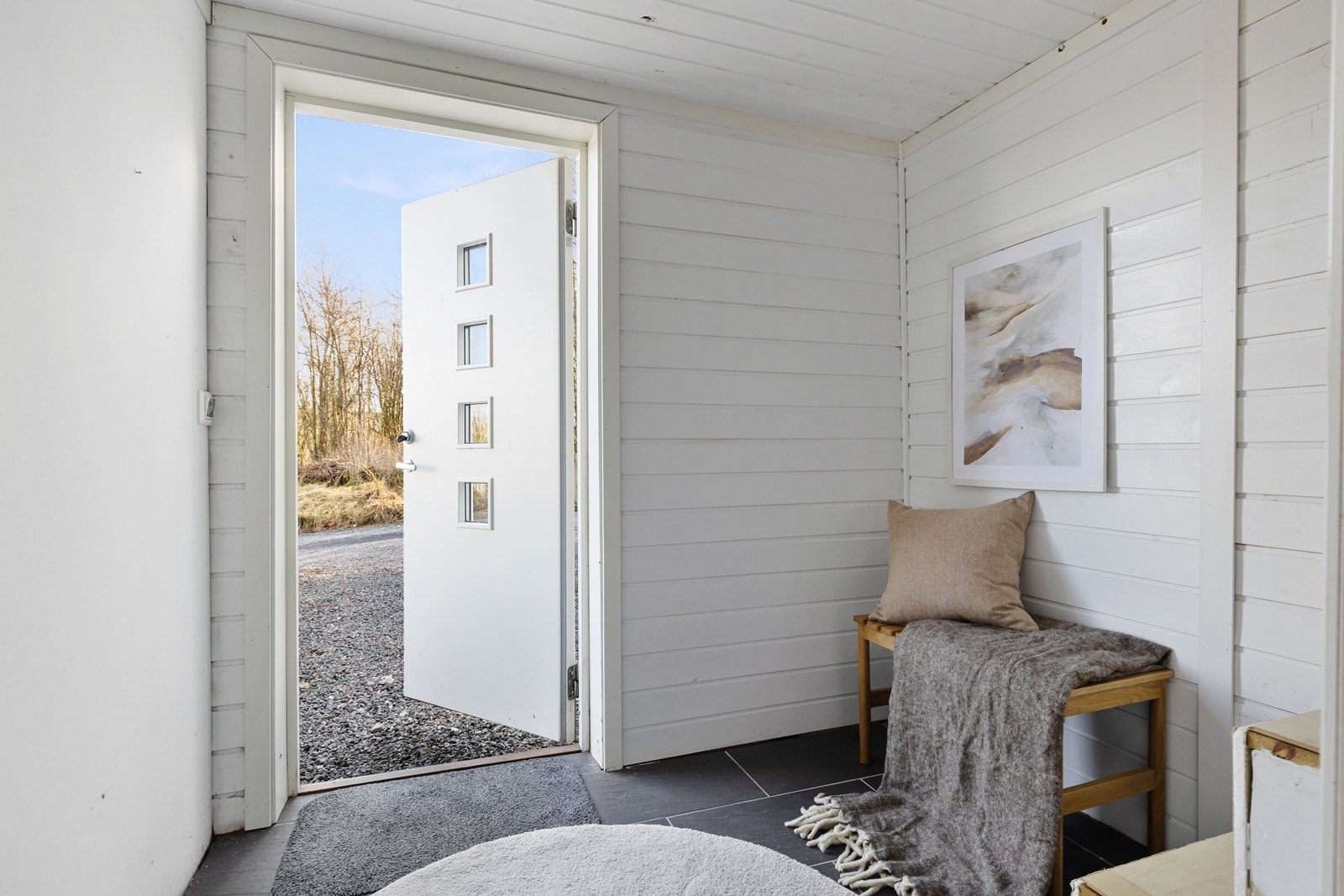 Tilbygget/uthus er på ca 27 kvm. Galleribilde