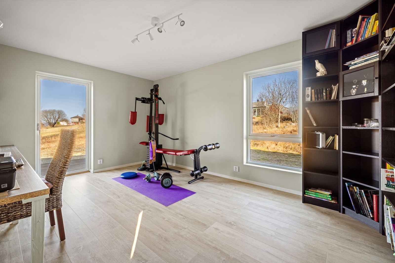 Soverom 4 brukes til kontor og aktiviteter Galleribilde