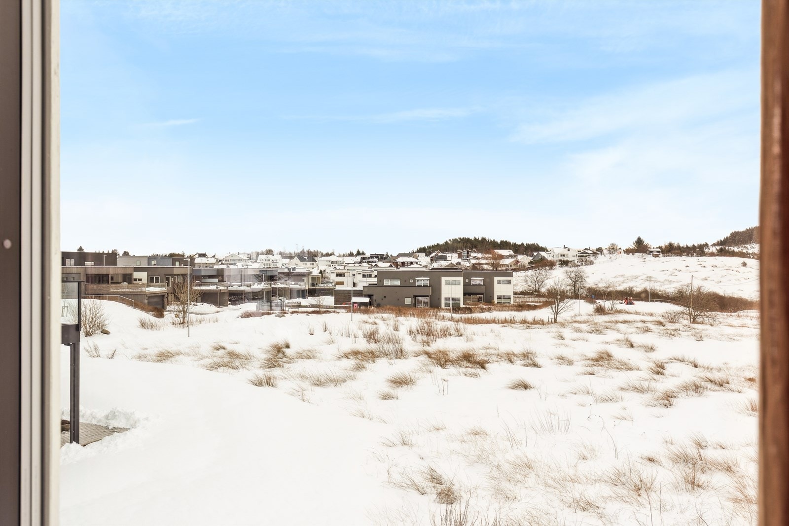 Utsikt fra stue. Galleribilde