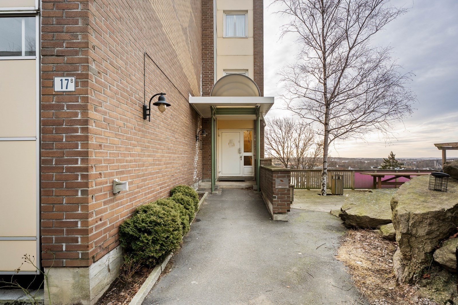 Inngangsparti. Galleribilde