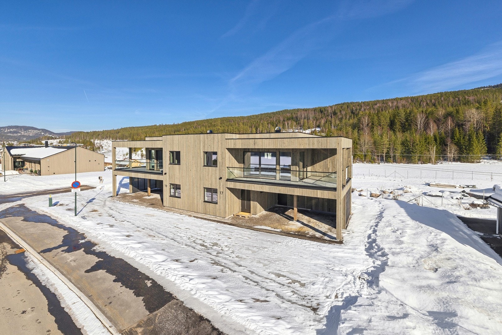 Nyoppført 2-mannsbolig i nytt boligfelt på vakre Harestua. Galleribilde