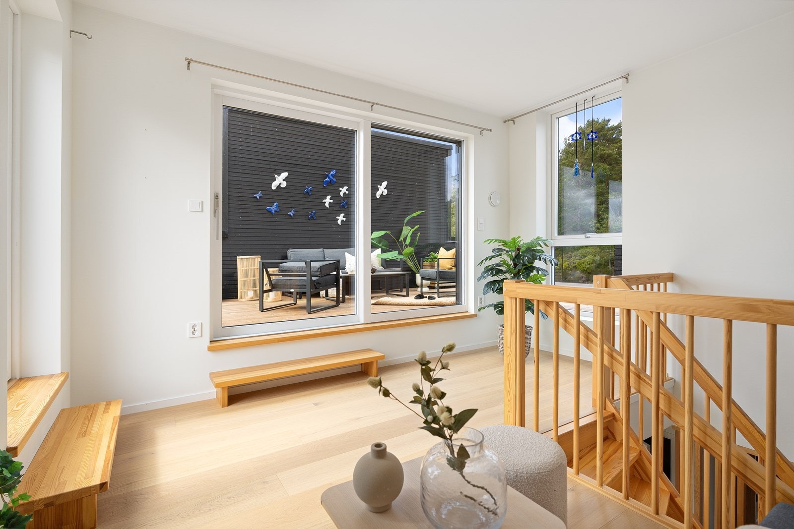 I 3 etg. har man en mindre stuedel med utgang til stor takterrasse fra to sider. Galleribilde