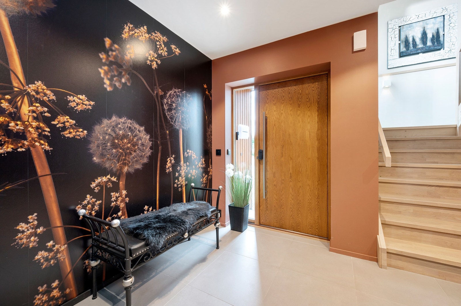 Varme, lune fargenyanser sørger for en like varm velkomst. Galleribilde