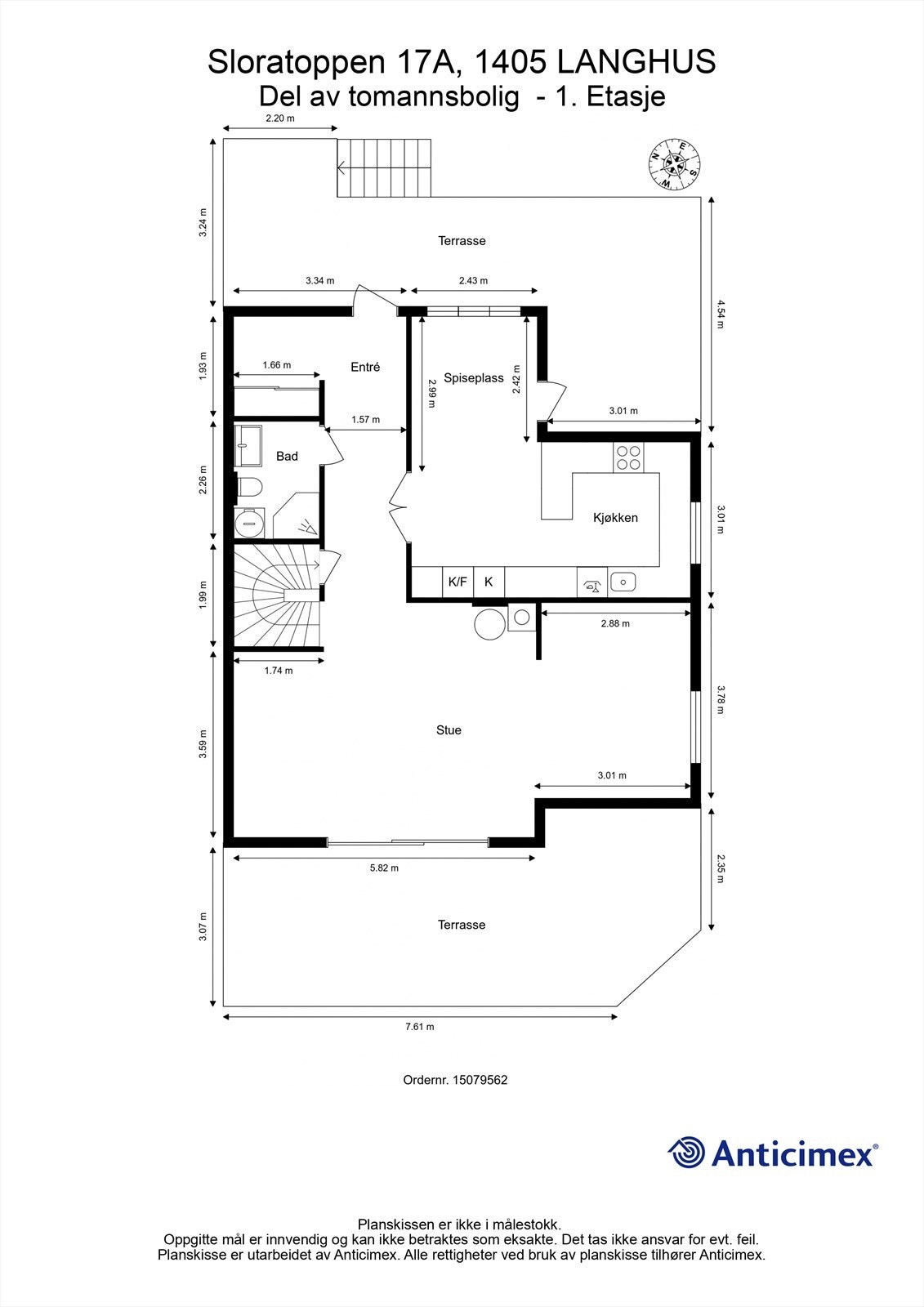 1. etasje har en praktisk planløsning med entré, bad, stue og et romslig, separat kjøkken. Galleribilde