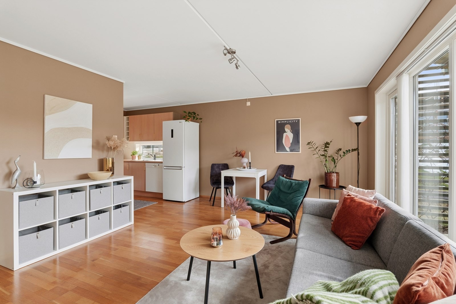 Veggflatene er nymalte i 2026. Galleribilde