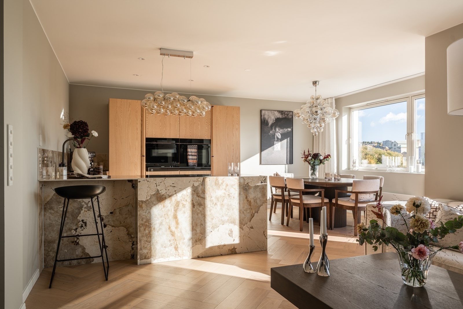 Emera Eiendomsmegling ønsker velkommen til Treschows Gate 19! Galleribilde