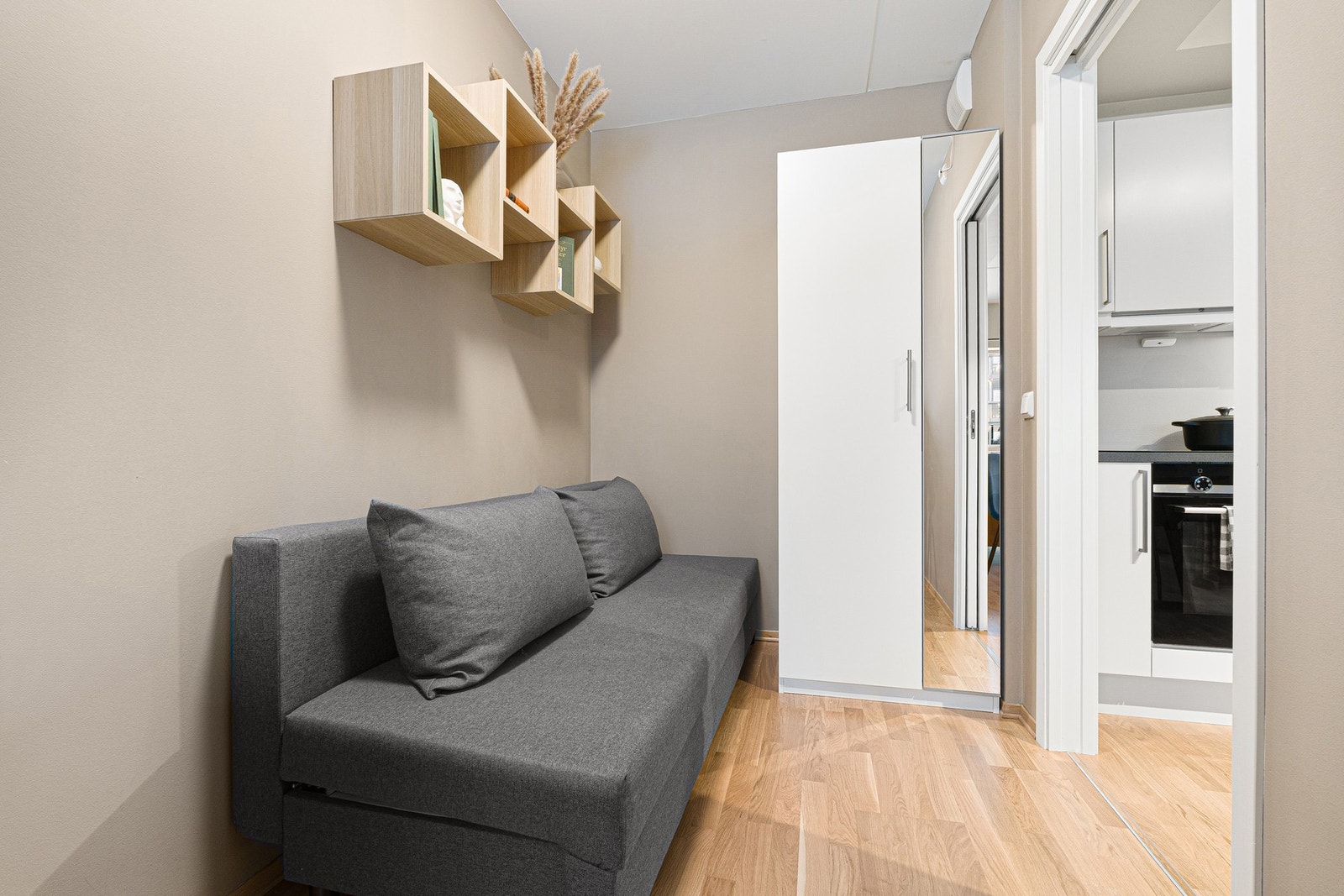 Fungerer ypperlig som kontor, gjesterom eller barnerom. Galleribilde