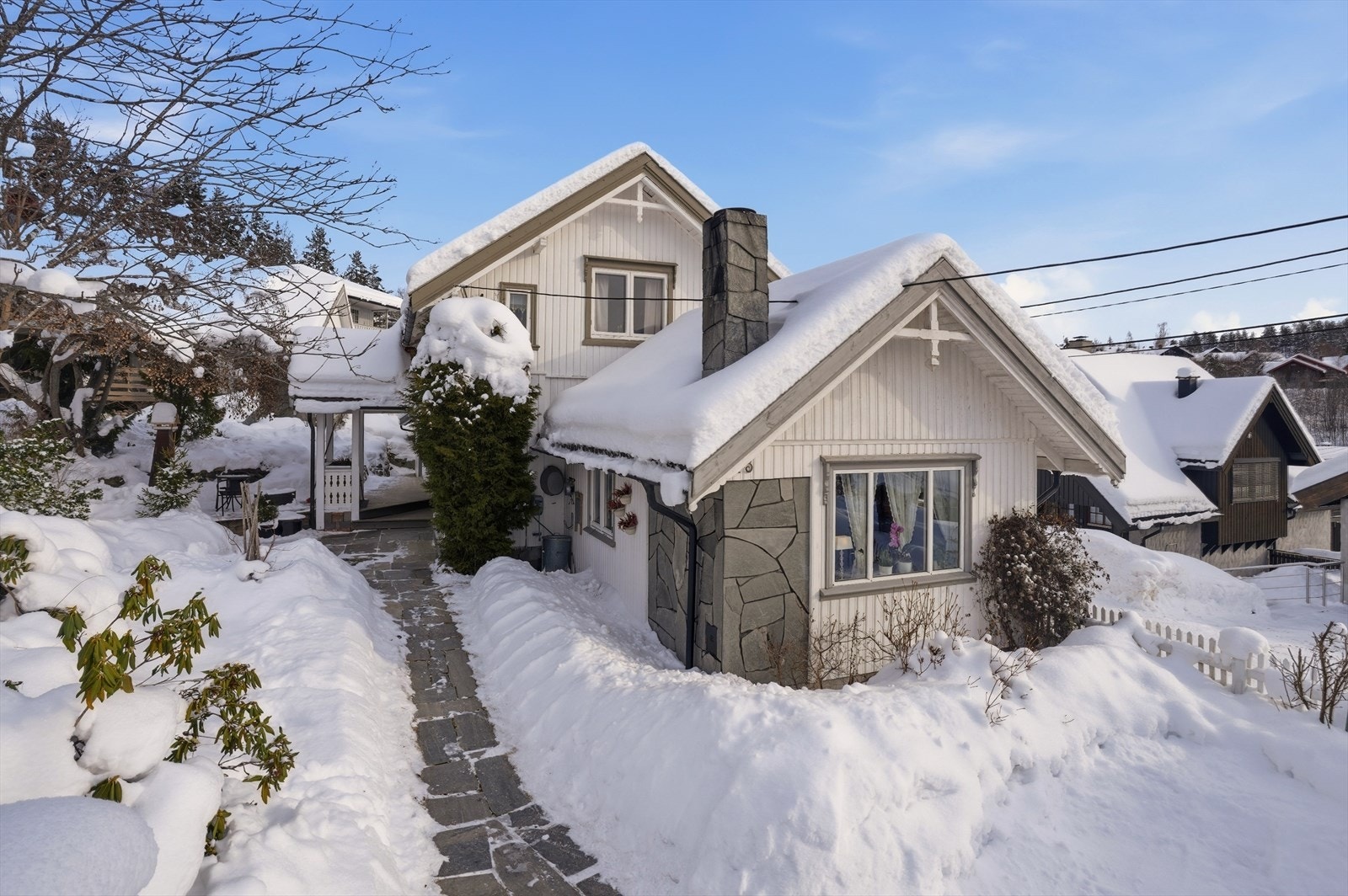 Velkommen til Strataliveien 13! Fotograf: Arild Brun Kjeldaas. Galleribilde