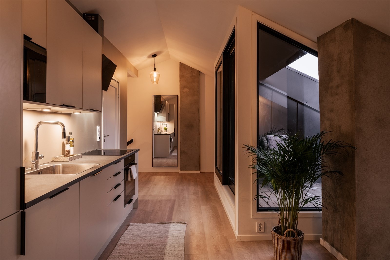 Emir Resulbegovic v. Emera Eiendomsmegling ønsker velkommen til Bernt Ankers gate 31! Galleribilde