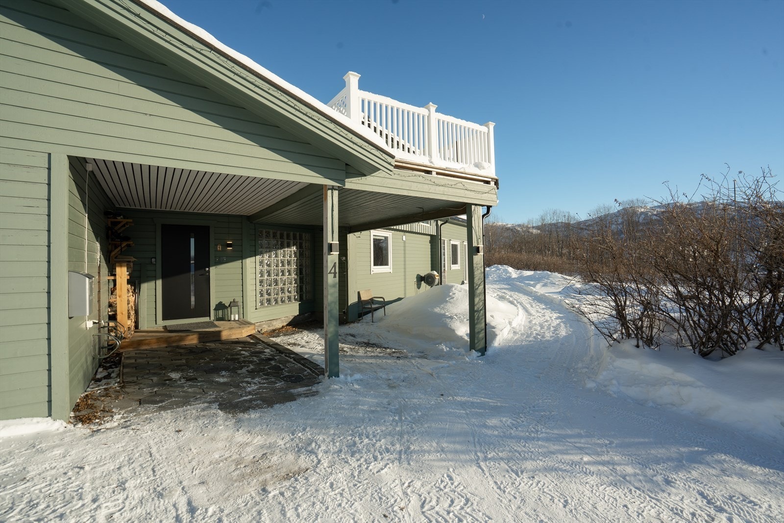 Praktisk carport Galleribilde