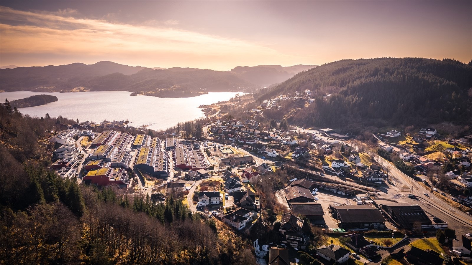 Vallalia ligger i et av Bergens mest attraktive områder for friluftsliv. Her finner du et mangfold av turmuligheter rett fra døren. Galleribilde