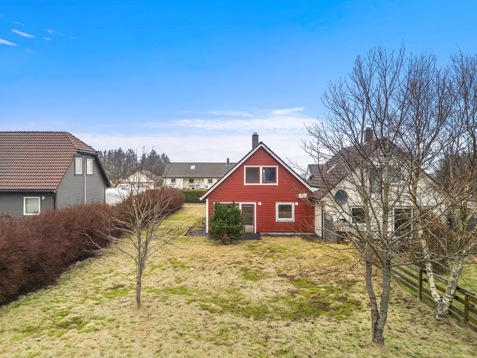 Halvpart av tomannsbolig på Meling Galleribilde