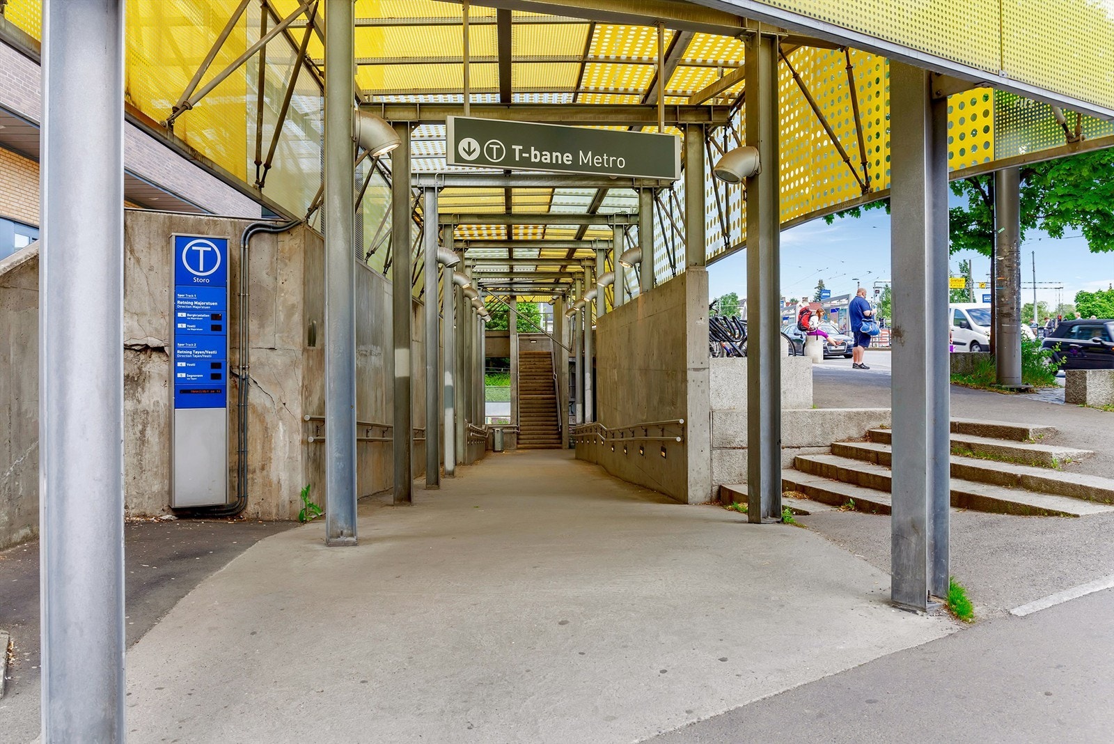 Fra leiligheten er det kort avstand til både Storo og Sinsen T-bane. Galleribilde